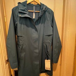 Lululemon Rain Rebel Jacket – NWT